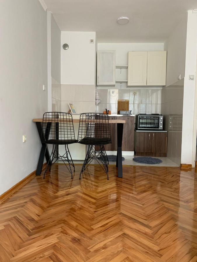 Comfy Studio - 1 Minute Walk To Delta Planet Ni Εξωτερικό φωτογραφία